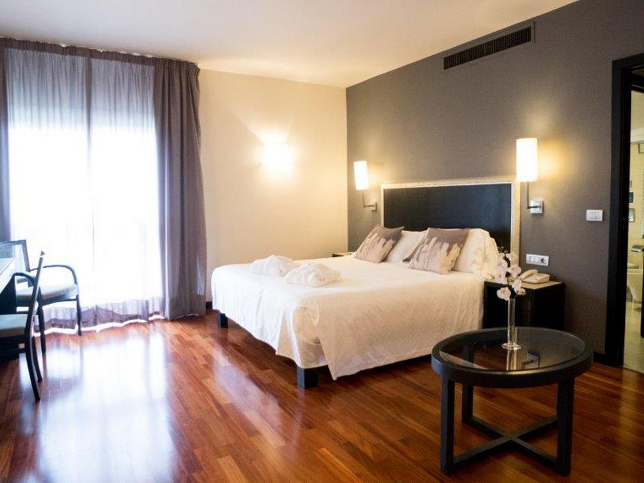 Hotel Plaza 4*