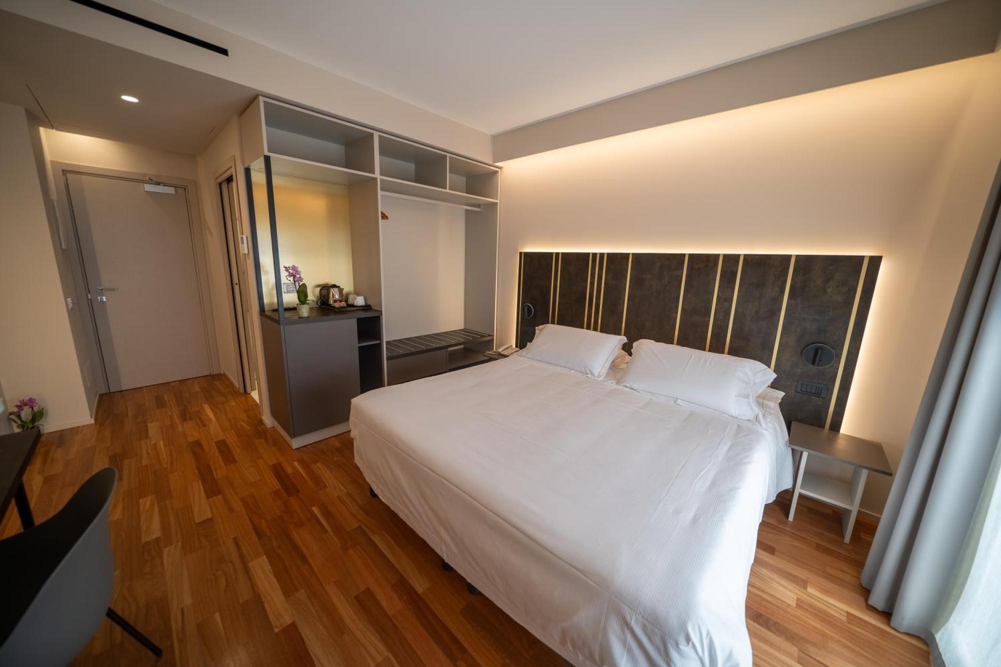 Hotel Plaza Catánia